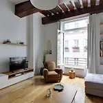 Luminous Loft in Saint-Germain des Prés